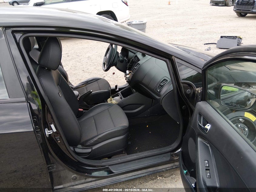 2016 Kia Forte VIN KNAFZ5A33G5631132 IAAI salvage auction — NORMAL WEAR, Salvage (Texas), sold $500 on 2026-07-14 (photo 5)