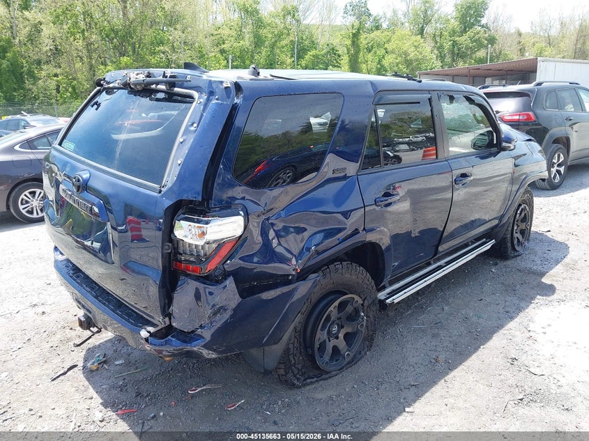 2022 Toyota 4runner VIN JTENU5JR8N5982774 IAAI salvage auction — ROLLOVER, Non-Repairable (Virginia), sold $4,300 on 2026-07-07 (photo 4)