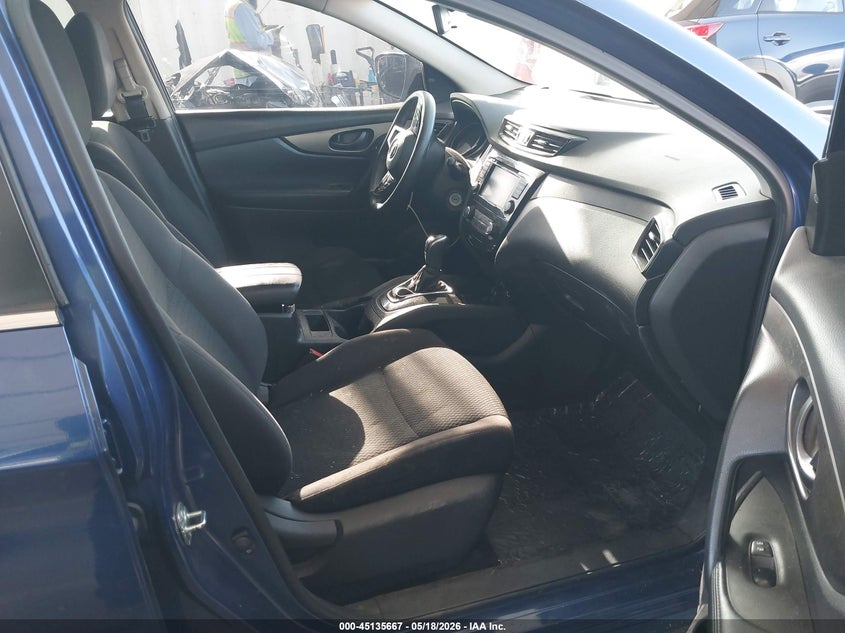 2020 Nissan Rogue VIN JN1BJ1CV3LW268600 IAAI salvage auction — RIGHT FRONT, Salvage (California), sold $2,100 on 2026-07-08 (photo 5)