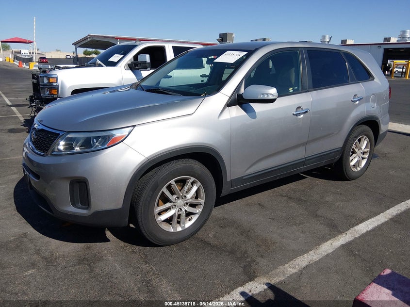 2014 Kia Sorento VIN 5XYKT3A63EG550265 IAAI salvage auction — NORMAL WEAR, Regular (Nevada), sold $925 on 2026-07-17 (photo 2)