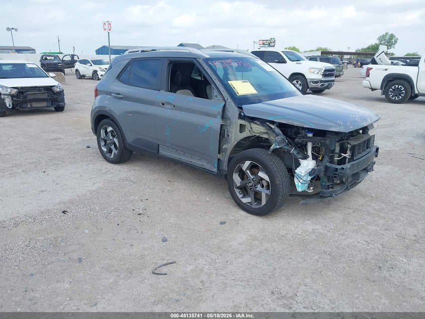 2020 Hyundai Venue VIN KMHRC8A38LU017353 IAAI salvage auction — FRONT END, Original (Texas), sold $2,800 on 2026-07-29 (photo 1)