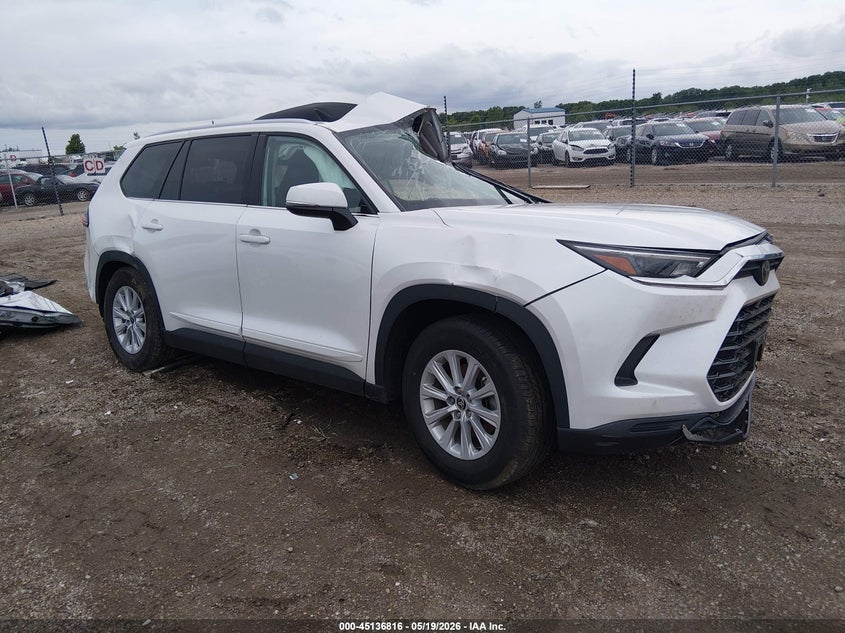 2025 Toyota Highlander VIN 5TDAAAB58SS078218 IAAI salvage auction — ROLLOVER, Salvage (Illinois), sold $275 on 2026-07-29 (photo 1)