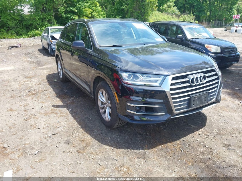 2018 Audi Q7 VIN WA1LHAF70JD029776 IAAI salvage auction — MECHANICAL, Salvage Title, sold $525 on 2026-07-21 (photo 1)