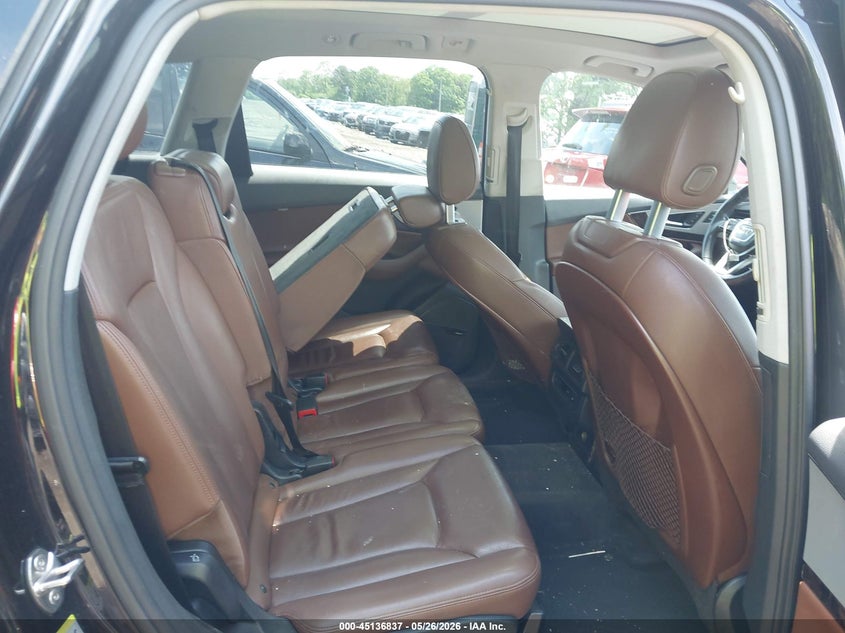 2018 Audi Q7 VIN WA1LHAF70JD029776 IAAI salvage auction — MECHANICAL, Salvage Title, sold $525 on 2026-07-21 (photo 8)