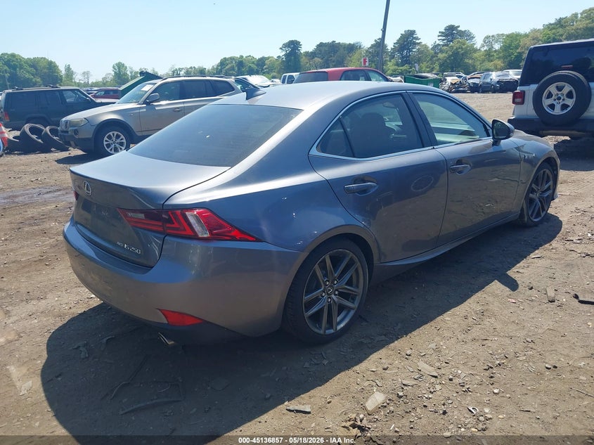 2014 Lexus Is VIN JTHCF1D22E5013404 IAAI salvage auction — NORMAL WEAR, Clear (Tennessee), sold $3,700 on 2026-07-14 (photo 4)