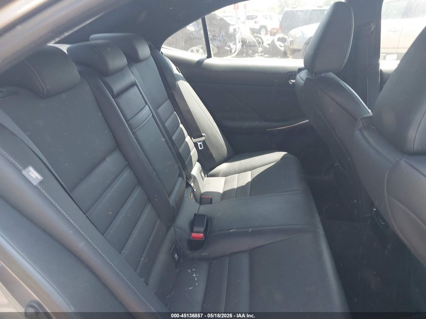 2014 Lexus Is VIN JTHCF1D22E5013404 IAAI salvage auction — NORMAL WEAR, Clear (Tennessee), sold $3,700 on 2026-07-14 (photo 8)