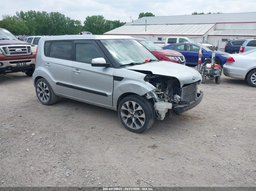 2013 Kia Soul VIN KNDJT2A60D7564688 IAAI salvage auction — FRONT END, Salvage (Iowa), sold $525 on 2026-07-06 (photo 1)