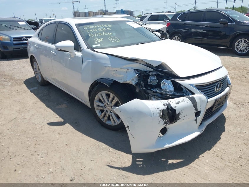 2014 Lexus ES VIN JTHBK1GG4E2144883 IAAI salvage auction — RIGHT FRONT, Original (Texas), sold $3,900 on 2026-07-13 (photo 1)