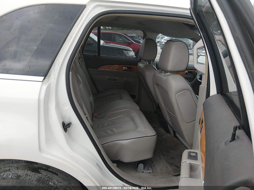 2013 Lincoln Mkx VIN 2LMDJ6JK4DBL43092 IAAI salvage auction — HAIL, Clear (Missouri), sold $800 on 2026-08-01 (photo 8)