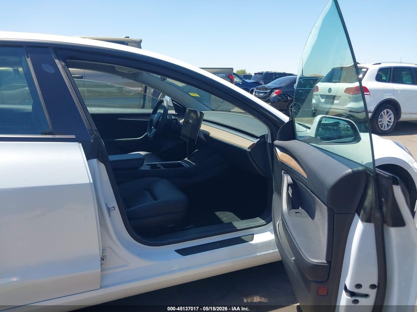 2021 Tesla Model 3 VIN 5YJ3E1EA0MF031925 IAAI salvage auction — SIDE, Salvage (Arizona), sold $5,500 on 2026-07-28 (photo 5)
