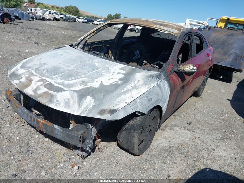 2025 Hyundai Elantra VIN KMHLM4DJ8SU152871 IAAI salvage auction — EXTERIOR BURN, Non-Repairable (California), sold $25 on 2026-07-30 (photo 2)