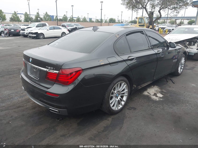 2015 BMW 7er VIN WBAYA8C57FGK19704 IAAI salvage auction — LEFT FRONT, Salvage Certificate (California), sold $1,700 on 2026-07-31 (photo 4)