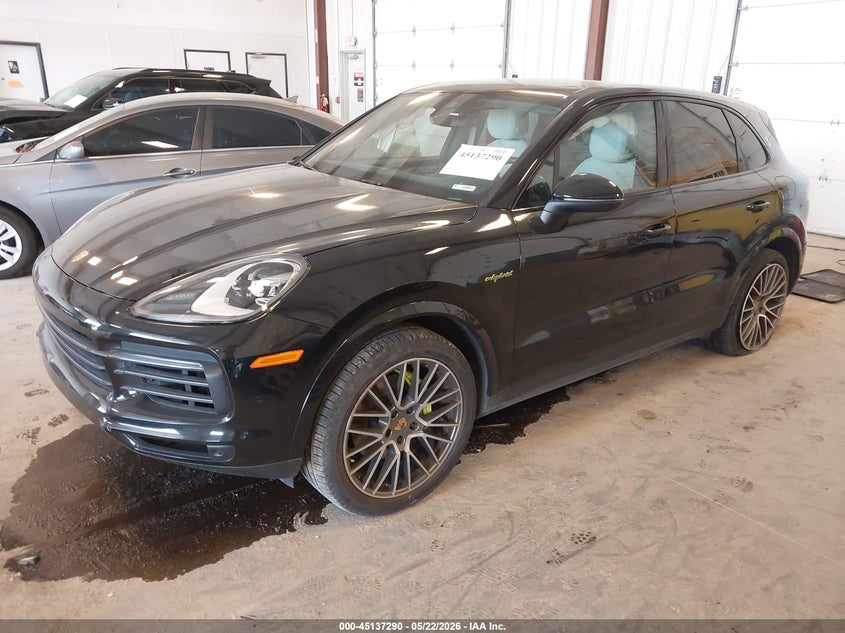 2023 Porsche Cayenne VIN WP1AE2AY9PDA12784 IAAI salvage auction — RIGHT SIDE, Clear (Michigan), sold $29,975 on 2026-07-13 (photo 2)