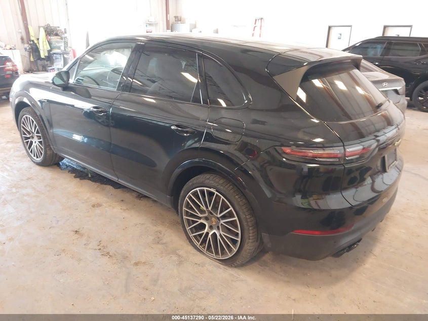 2023 Porsche Cayenne VIN WP1AE2AY9PDA12784 IAAI salvage auction — RIGHT SIDE, Clear (Michigan), sold $29,975 on 2026-07-13 (photo 3)