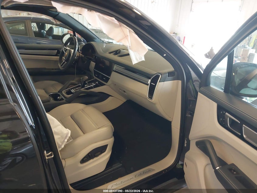2023 Porsche Cayenne VIN WP1AE2AY9PDA12784 IAAI salvage auction — RIGHT SIDE, Clear (Michigan), sold $29,975 on 2026-07-13 (photo 5)