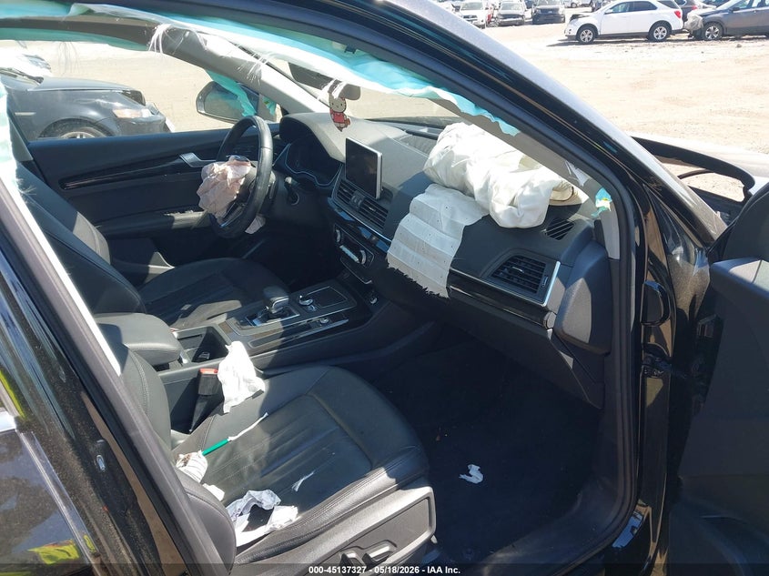 2019 Audi Q5 VIN WA1BNAFYXK2045333 IAAI salvage auction — FRONT END, Salvage (Ohio), sold $3,700 on 2026-07-14 (photo 5)