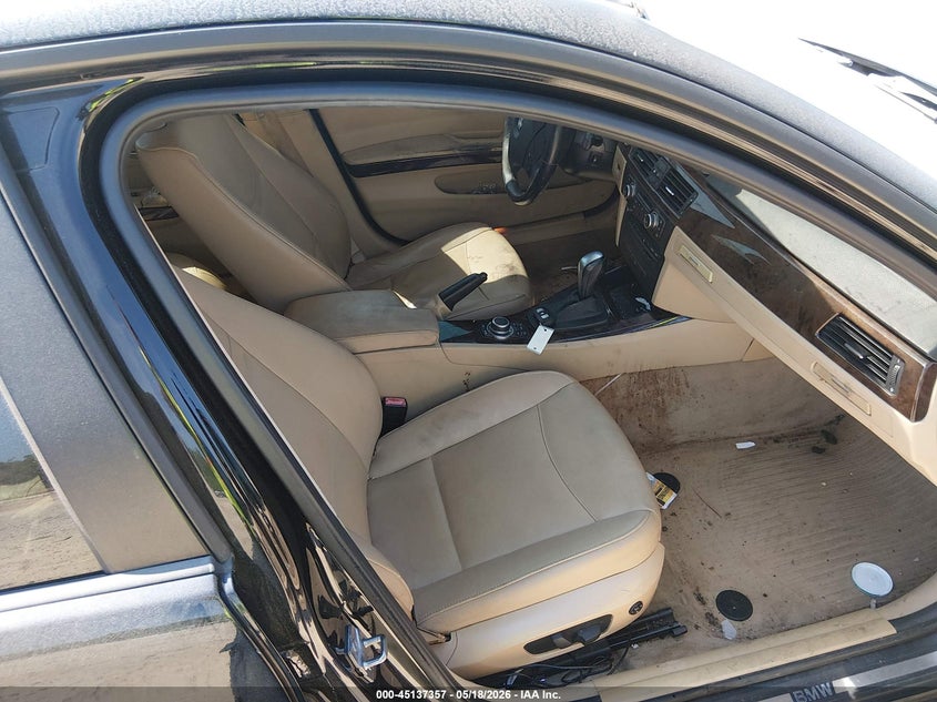 2011 BMW 3 series VIN WBAPK5G55BNN30278 IAAI salvage auction — LEFT & RIGHT, Salvage (North Carolina), sold $375 on 2026-07-20 (photo 5)