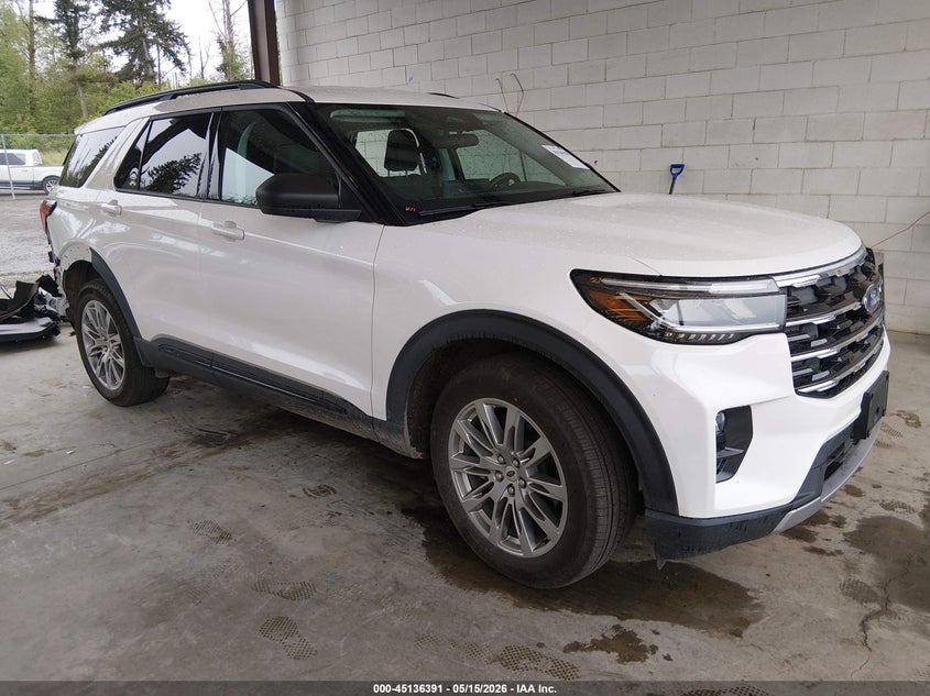 2026 Ford Explorer VIN 1FMUK8DHXTGA11573 — IAAI salvage auction photo
