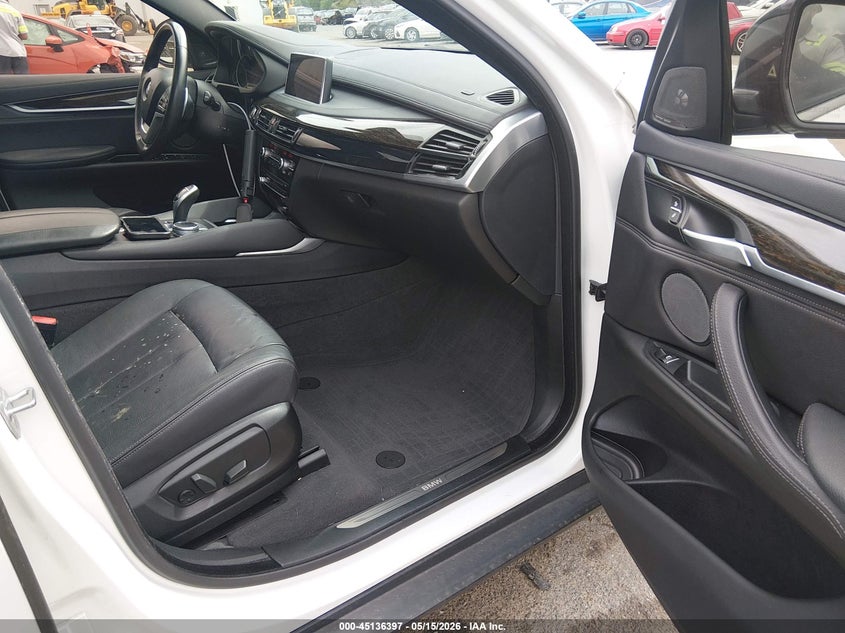 2019 BMW X6 VIN 5UXKU2C55K0Z63803 IAAI salvage auction — RIGHT FRONT, Salvage (Connecticut), sold $10,000 on 2026-07-16 (photo 5)