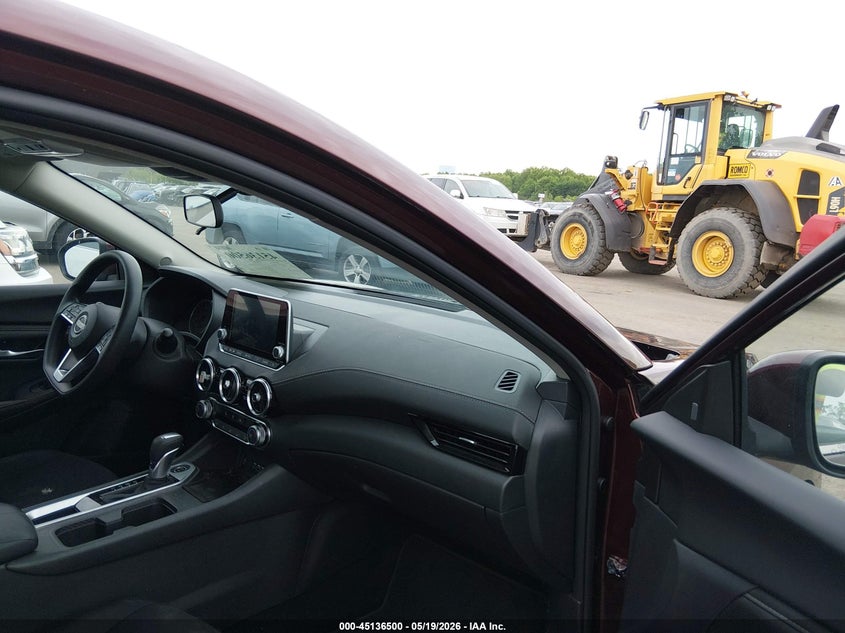 2025 Nissan Sentra VIN 3N1AB8CV5SY317000 IAAI salvage auction — HAIL, Salvage (Ohio), sold $8,525 on 2026-07-28 (photo 5)
