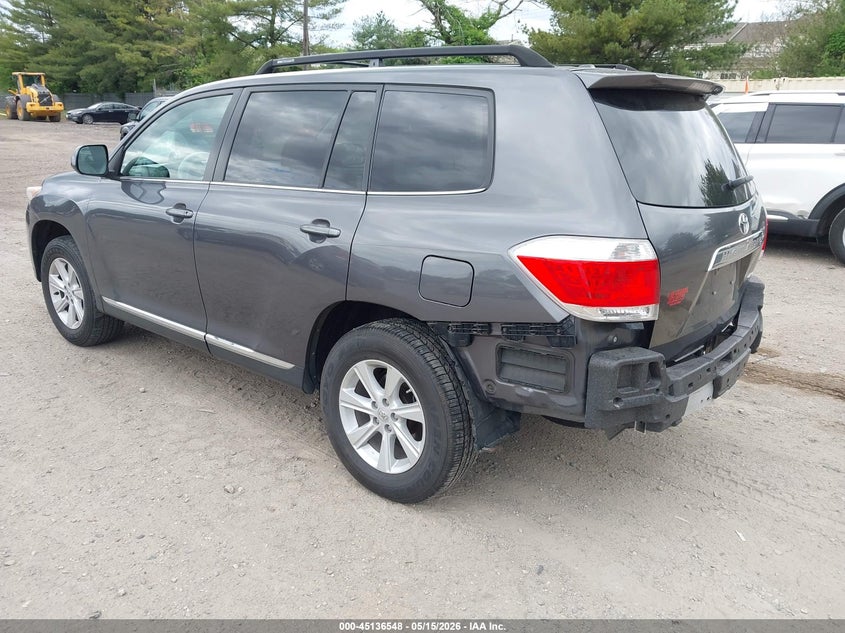 2011 Toyota Highlander VIN 5TDBK3EH8BS052074 IAAI salvage auction — REAR END, Salvage (Idaho), sold $4,300 on 2026-07-07 (photo 3)