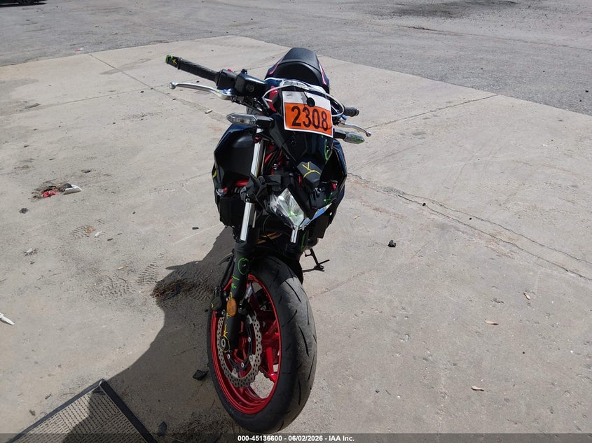 2024 Kawasaki Er VIN ML5EREN12RDAD2781 IAAI salvage auction — FRONT END, Salvage (Massachusetts), sold $525 on 2026-07-22 (photo 5)