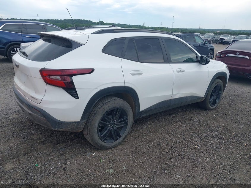 2025 Chevrolet Trax VIN KL77LKEP1SC116703 IAAI salvage auction — LEFT FRONT, Clear (Oklahoma), sold $6,100 on 2026-07-28 (photo 4)