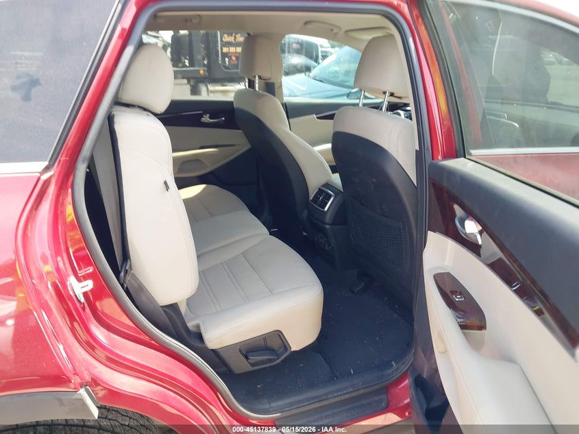 2017 Kia Sorento VIN 5XYPG4A39HG282865 IAAI salvage auction — RIGHT FRONT, Original (Texas), sold $2,150 on 2026-07-15 (photo 8)