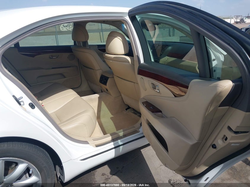 2007 Lexus Ls 460 VIN JTHGL46F375004905 IAAI salvage auction — REAR END, Salvage (Arizona), sold $775 on 2026-07-07 (photo 8)