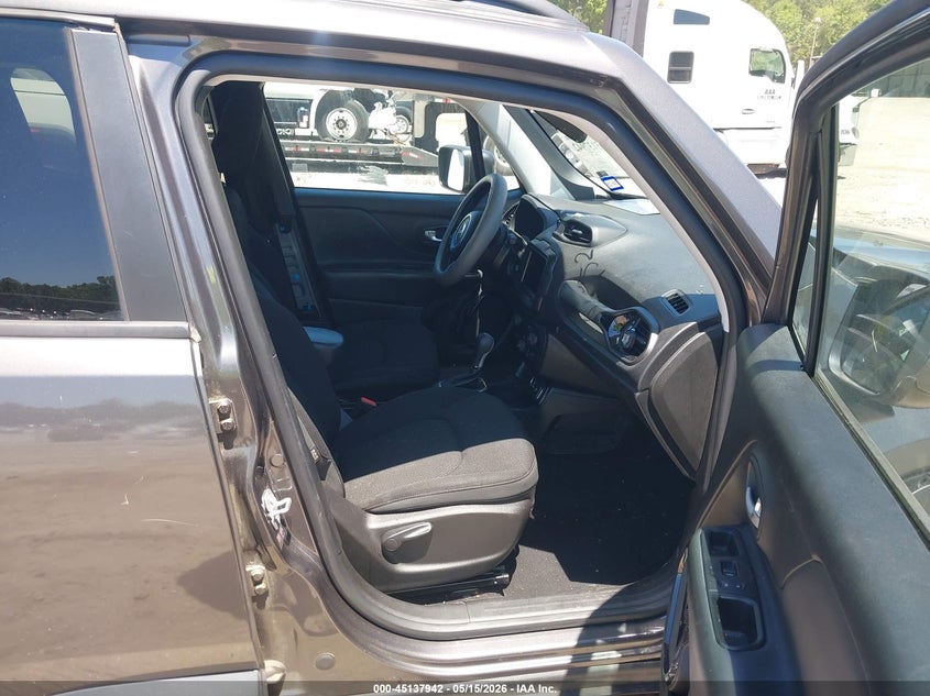 2019 Jeep Renegade VIN ZACNJABB0KPK00412 IAAI salvage auction — RIGHT FRONT, Salvage Title, sold $1,800 on 2026-08-14 (photo 5)