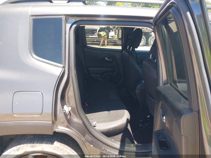 2019 Jeep Renegade VIN ZACNJABB0KPK00412 IAAI salvage auction — RIGHT FRONT, Salvage Title, sold $1,800 on 2026-08-14 (photo 8)