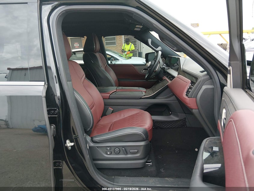 2025 Infiniti Qx80 VIN JN8AZ3CCXS9600593 IAAI salvage auction — FRONT END, Salvage (Illinois), sold $35,000 on 2026-08-17 (photo 5)