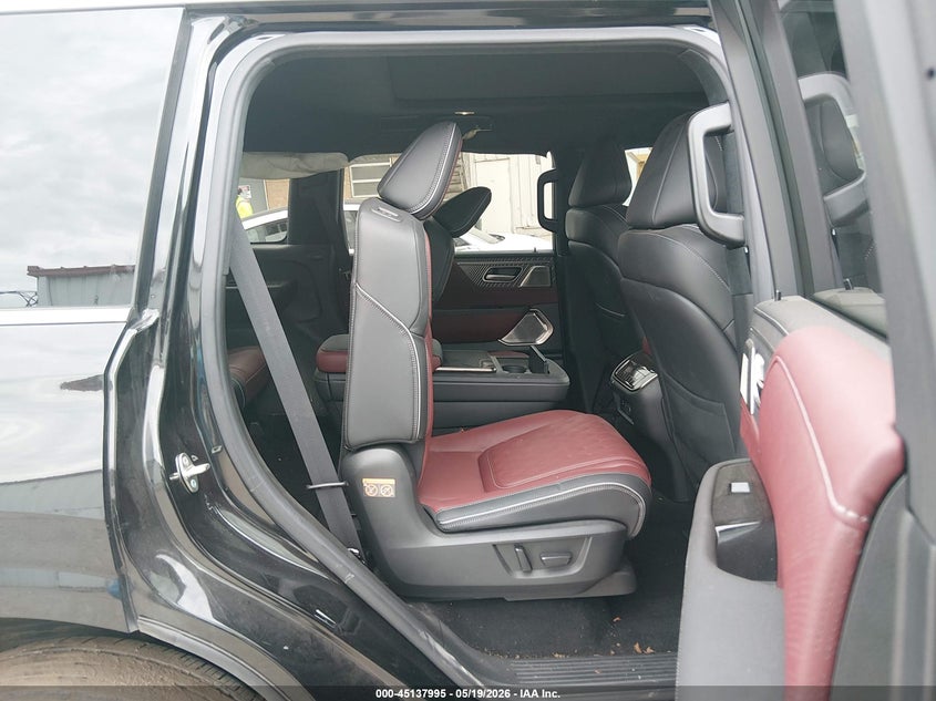 2025 Infiniti Qx80 VIN JN8AZ3CCXS9600593 IAAI salvage auction — FRONT END, Salvage (Illinois), sold $35,000 on 2026-08-17 (photo 8)