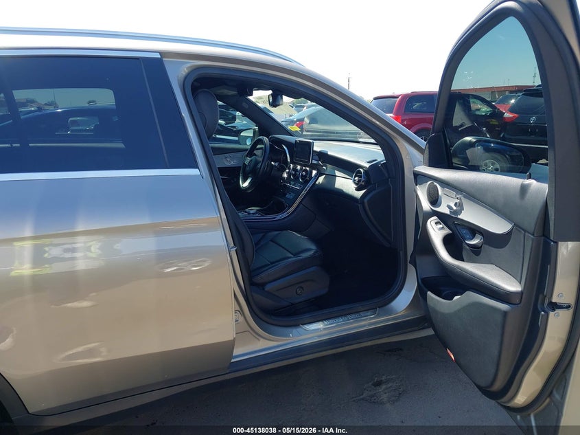 2019 Mercedes-benz Glc VIN WDC0G4KB9KV136919 IAAI salvage auction — FRONT END, Salvage (Nevada), sold $5,300 on 2026-07-14 (photo 5)