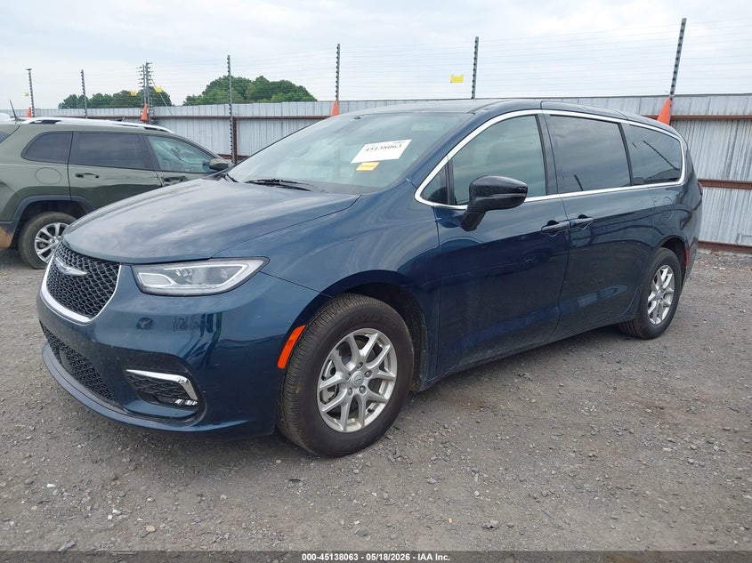 2025 Chrysler Pacifica VIN 2C4RC1BG0SR587551 IAAI salvage auction — HAIL, Salvage Title, sold $16,200 on 2026-08-19 (photo 2)