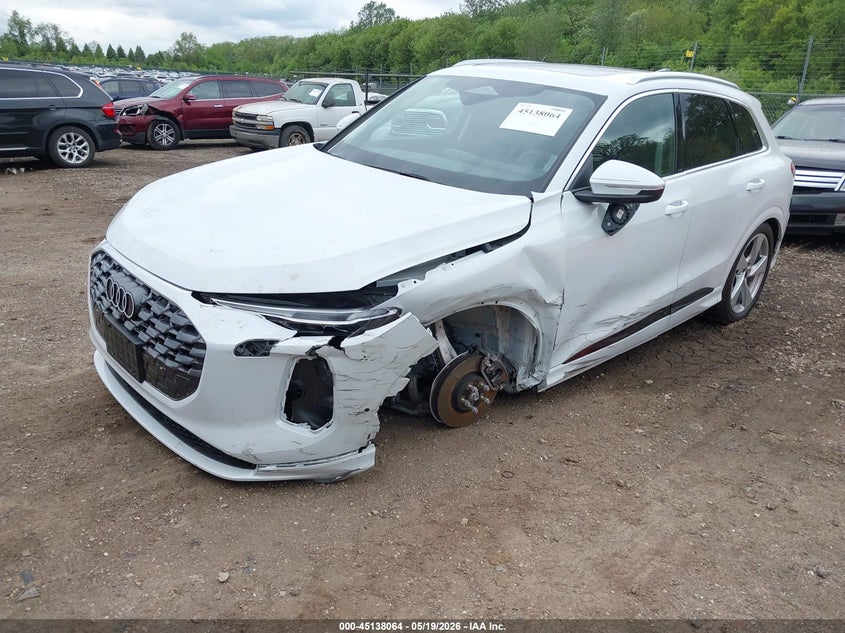 2025 Audi Q5 VIN WA13AAGU6S2023843 IAAI salvage auction — FRONT END, Salvage (Illinois), sold $25,000 on 2026-07-06 (photo 2)