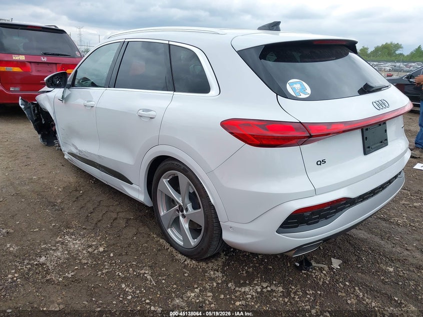 2025 Audi Q5 VIN WA13AAGU6S2023843 IAAI salvage auction — FRONT END, Salvage (Illinois), sold $25,000 on 2026-07-06 (photo 3)