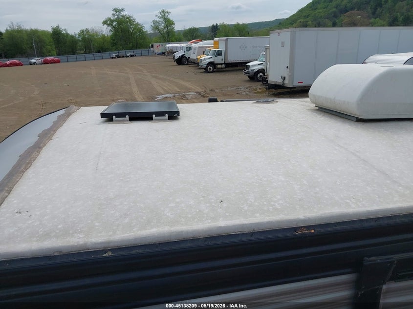 2021 Forest river Cherokee VIN 4X4TCKB26MX149244 IAAI salvage auction — HAIL, Salvage (Pennsylvania), sold $7,900 on 2026-08-13 (photo 6)