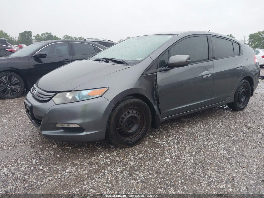 2010 Honda Insight VIN JHMZE2H5XAS002458 IAAI salvage auction — HAIL, Clear (Missouri), sold $250 on 2026-07-20 (photo 2)