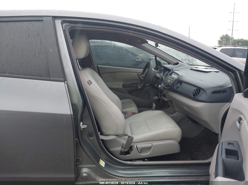 2010 Honda Insight VIN JHMZE2H5XAS002458 IAAI salvage auction — HAIL, Clear (Missouri), sold $250 on 2026-07-20 (photo 5)