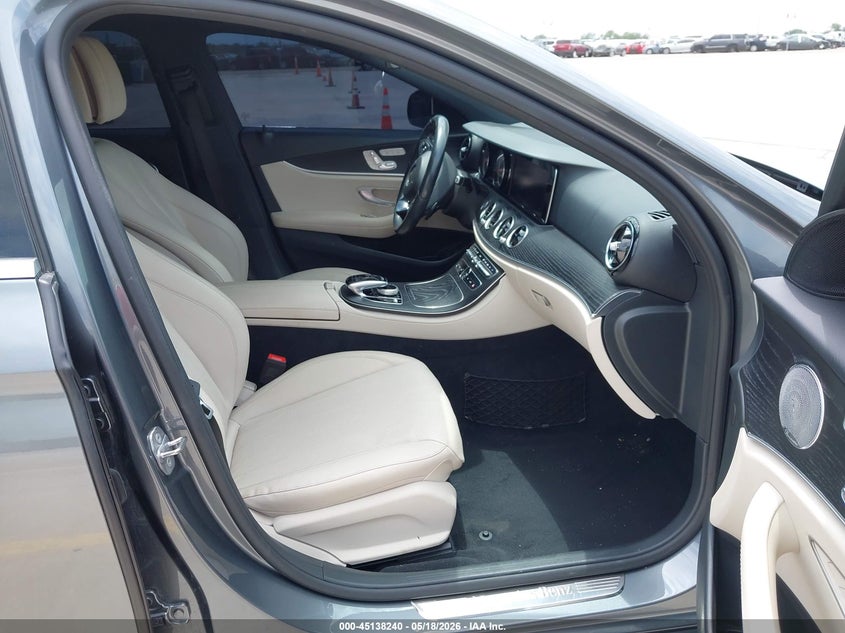 2018 Mercedes-benz E-klasse VIN WDDZF4JB3JA465015 IAAI salvage auction — LEFT FRONT, Original (Texas), sold $9,300 on 2026-07-29 (photo 5)