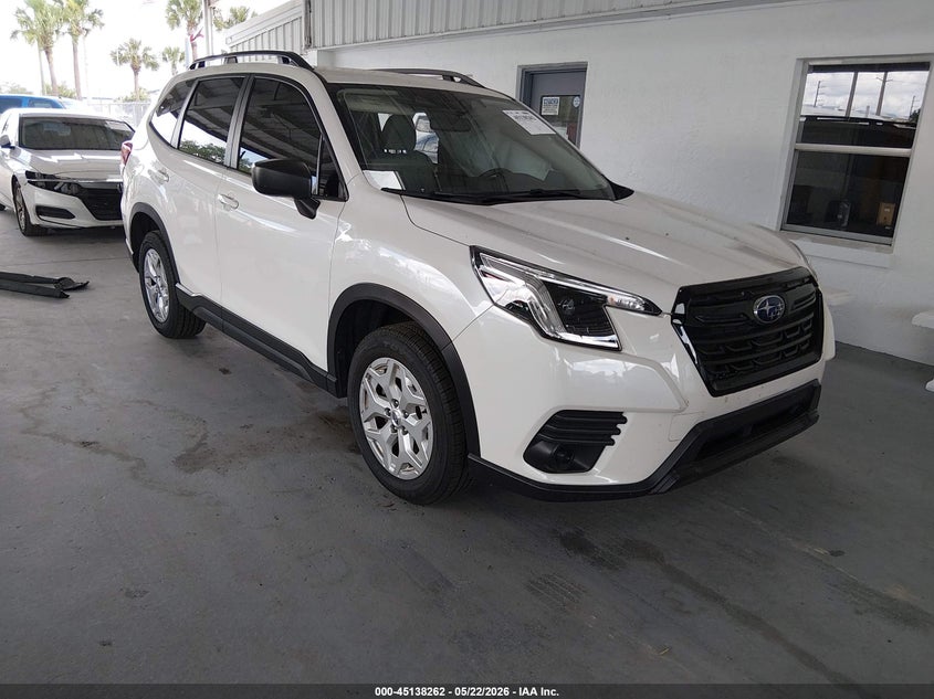 2022 Subaru Forester VIN JF2SKACC8NH450035 IAAI salvage auction — LEFT SIDE, Rebuildable (Florida), sold $4,400 on 2026-07-15 (photo 1)