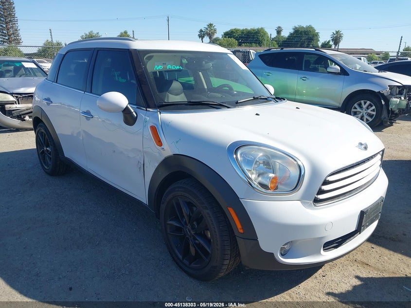 2013 Mini Countryman VIN WMWZB3C55DWR35475 IAAI salvage auction — RIGHT SIDE, Salvage (California), sold $2,325 on 2026-08-04 (photo 1)