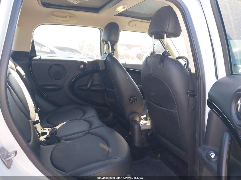 2013 Mini Countryman VIN WMWZB3C55DWR35475 IAAI salvage auction — RIGHT SIDE, Salvage (California), sold $2,325 on 2026-08-04 (photo 8)