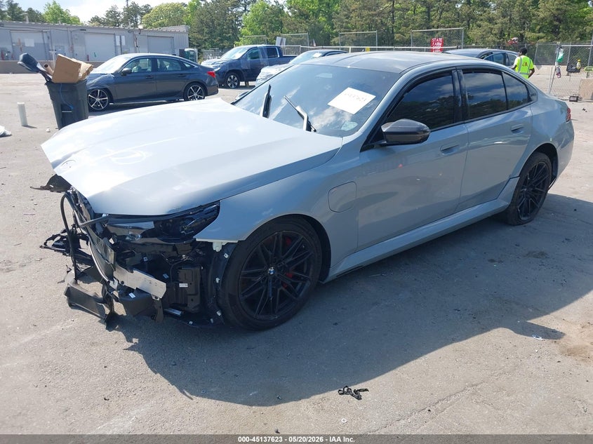 2026 BMW M5 VIN WBS83FK02TCV22294 IAAI salvage auction — RIGHT SIDE, Salvage (New Jersey), sold $36,500 on 2026-08-18 (photo 2)