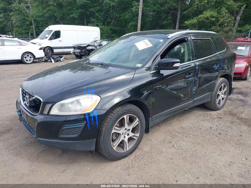 2013 Volvo Xc60 VIN YV4902DZ2D2398718 IAAI salvage auction — LEFT SIDE, Clear (Virginia), sold $725 on 2026-09-16 (photo 2)