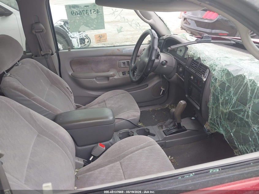 2004 Toyota Tacoma VIN 5TEHN72N24Z385024 IAAI salvage auction — ROLLOVER, Salvage (Texas), sold $1,850 on 2026-07-13 (photo 5)