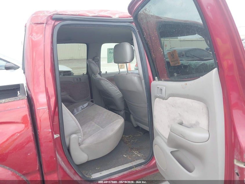 2004 Toyota Tacoma VIN 5TEHN72N24Z385024 IAAI salvage auction — ROLLOVER, Salvage (Texas), sold $1,850 on 2026-07-13 (photo 8)