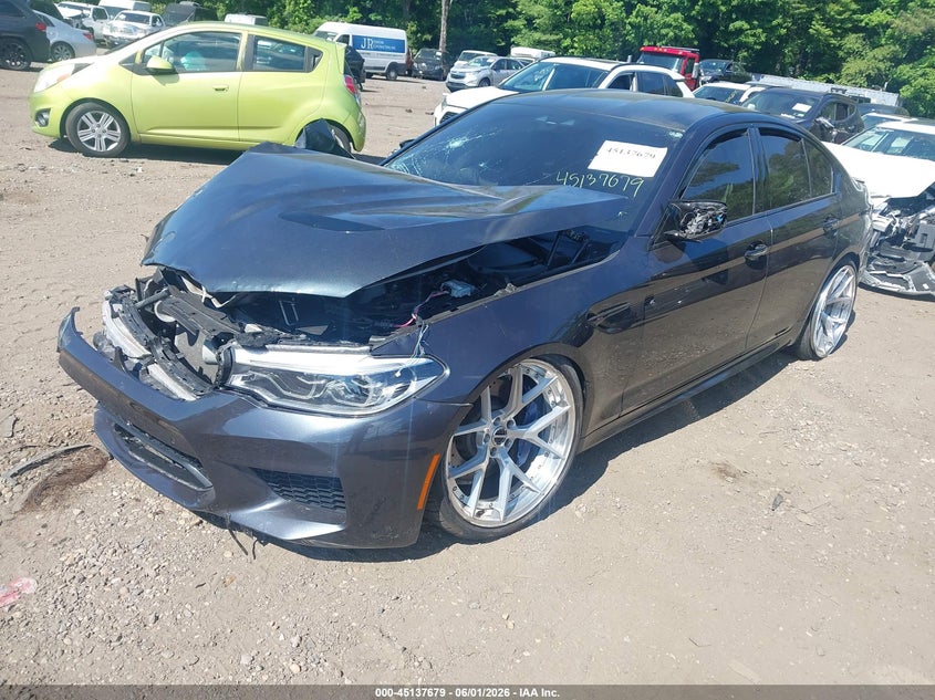 2018 BMW M5 VIN WBSJF0C57JB282016 IAAI salvage auction — FRONT & REAR, Salvage Title, sold $8,300 on 2026-08-25 (photo 2)