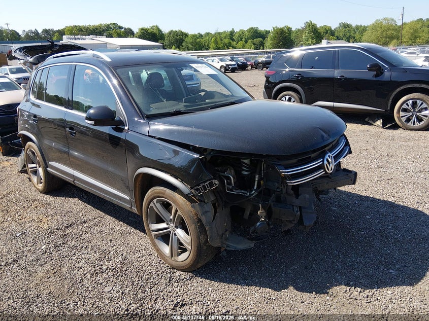 2017 Volkswagen Tiguan VIN WVGTV7AX7HK007641 IAAI salvage auction — FRONT & REAR, Salvage (South Carolina), sold $700 on 2026-08-04 (photo 1)